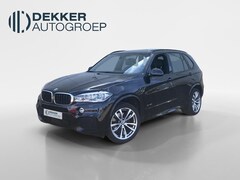 BMW X5 - xDrive35i High Executive 7 persoons M-Sport pakket