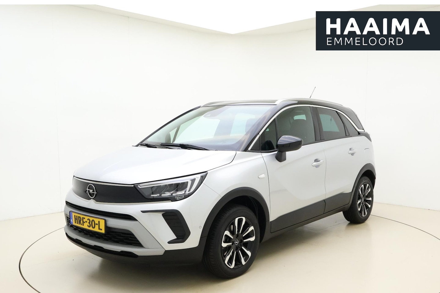 Opel Crossland - 1.2 Turbo Elegance 130 PK Automaat | Navigatie | Panoramadak | Climate control | Zwart dak - AutoWereld.nl