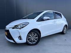 Toyota Yaris - 1.5 Hybrid Dynamic 1e EIGENAAR CAMERA LED CRUISE ECC AFNB TREKHAAK