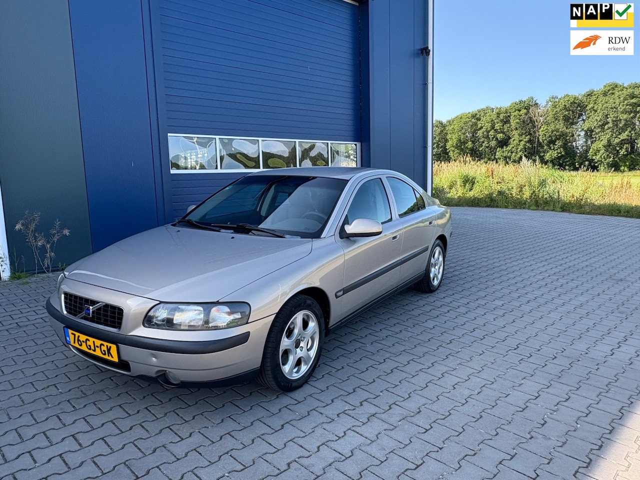 Volvo S60 - 2.4 Edition Airco Cruise controle!!! - AutoWereld.nl