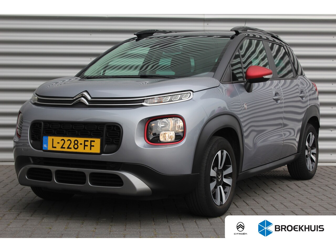 Citroën C3 Aircross - Citroën 1.2 PURETECH 110PK SHINE C-SERIES / NAVI / CLIMA / LED / PDC / 16" LMV / KEYLESS / - AutoWereld.nl