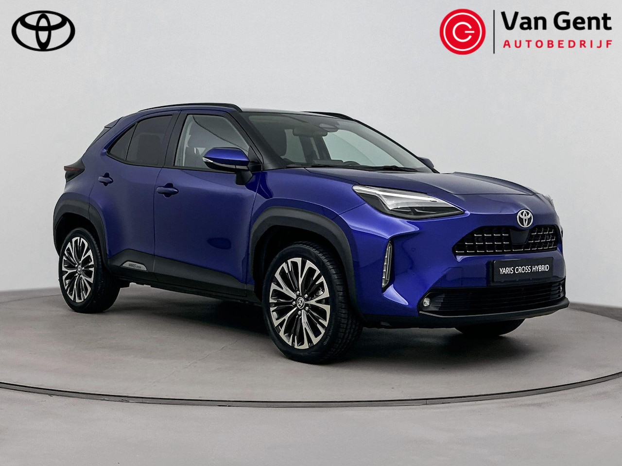 Toyota Yaris Cross - 1.5 Hybrid Adventure | Panoramadak | Dodehoek | Stoelverwarming | Parkeersensoren - AutoWereld.nl