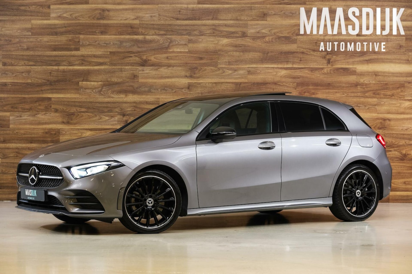 Mercedes-Benz A-klasse - 250e AMG|Pano|Leder|Night|Camera|Ambiance| - AutoWereld.nl
