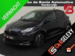 Toyota Yaris - 1.5 Hybrid 115 Dynamic *Parkeersensoren V+A