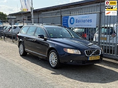 Volvo V70 - 2.5T Momentum | Airco | Cruise | Leder | Trekhaak