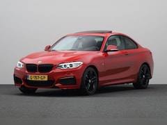 BMW 2-serie Coupé - 218i High Executive | M-sport | Achterruitrijcamera | Comfort Access | Elektrisch verstelb