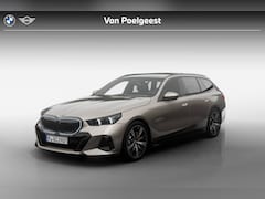 BMW 5-serie Touring - 520i | M Sport Pro | Innovation Pack | Travel Pack | Comfort Pack | Trekhaak