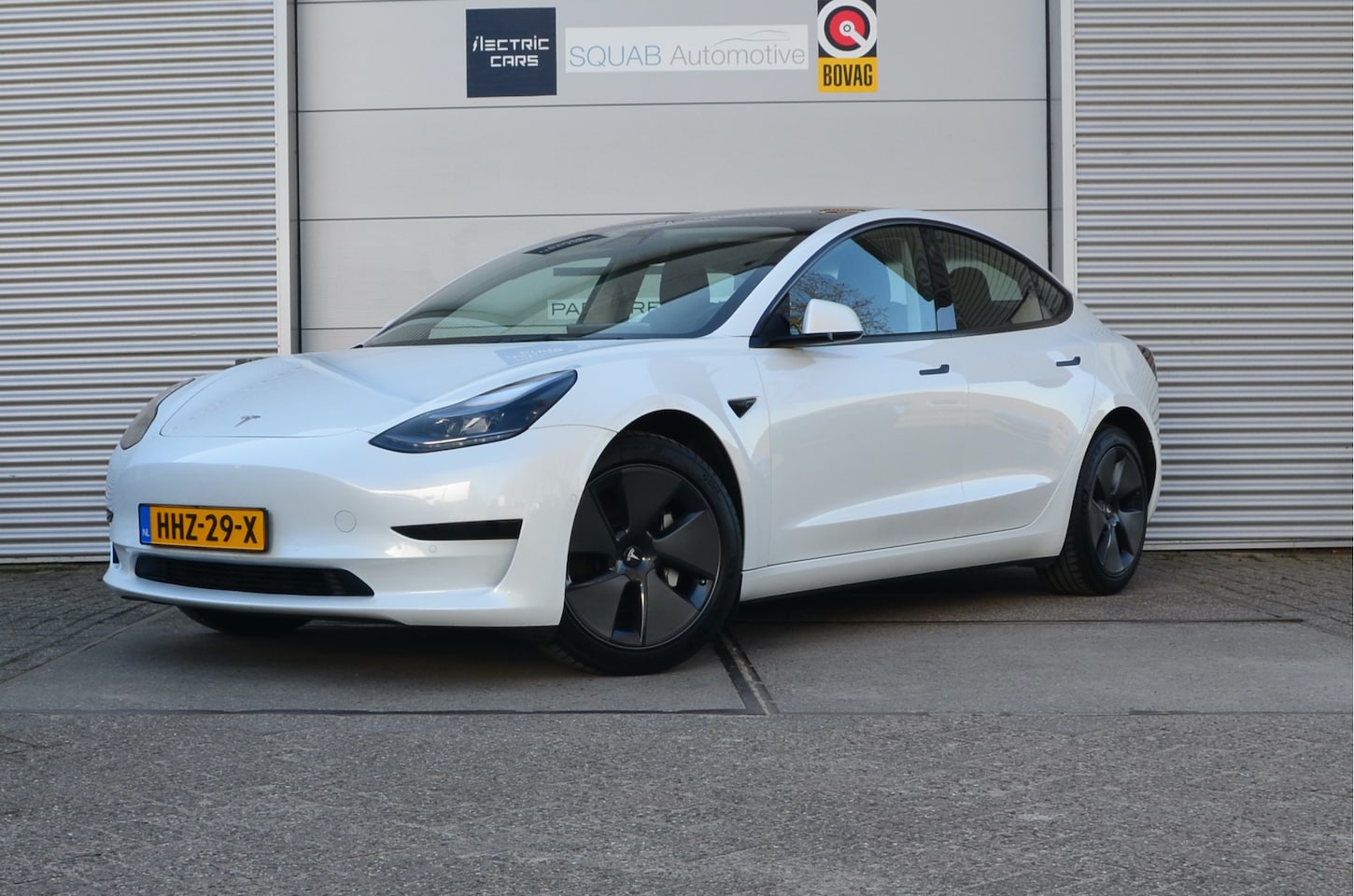 Tesla Model 3 - Standard Plus RWD 60 kWh AutoPilot, LFP Accu (100% opladen) - AutoWereld.nl