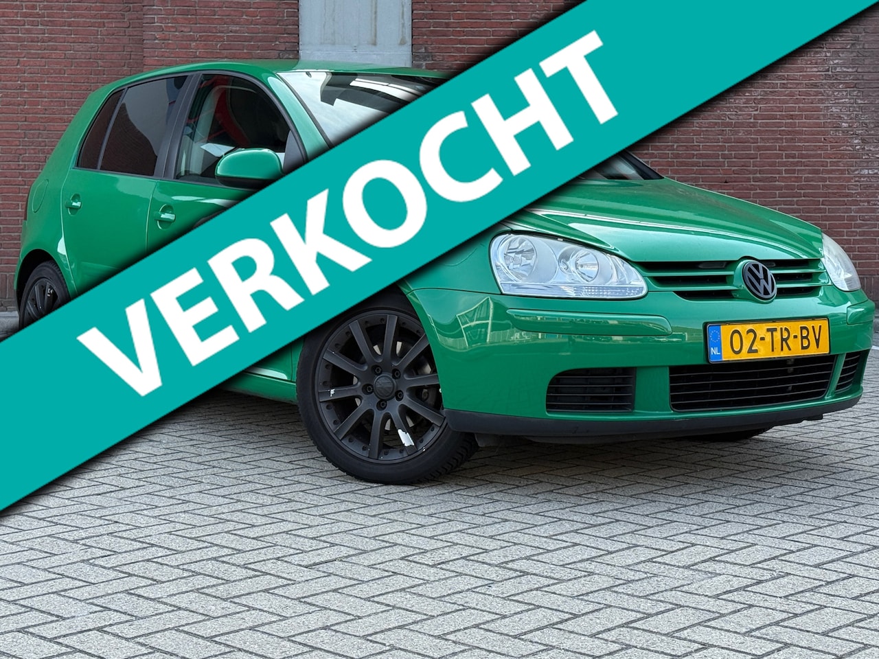 Volkswagen Golf - 1.6 Trendline|5DRS|AIRCO|TREKHAAK|GOED-ONDERHOUDEN - AutoWereld.nl