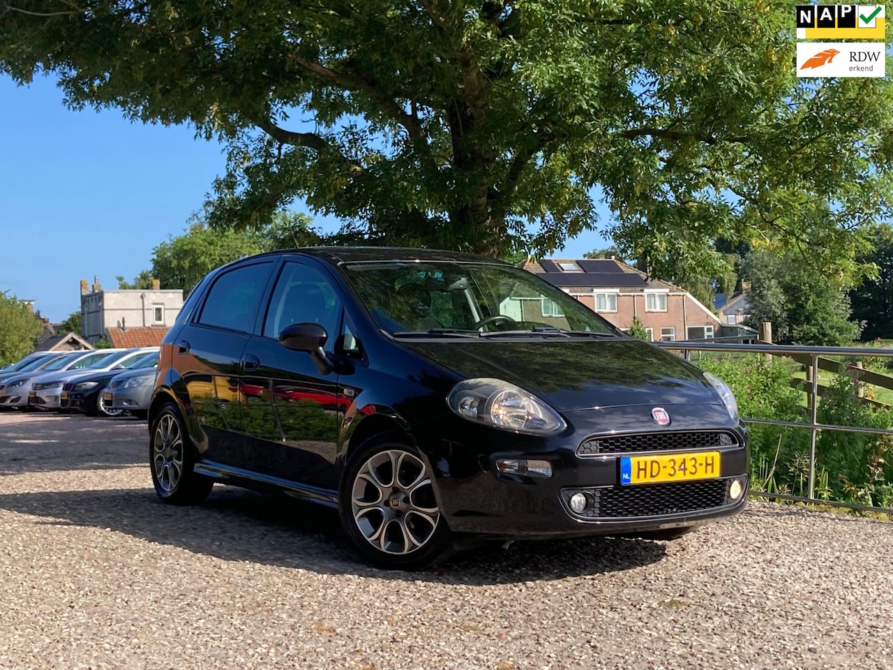 Fiat Punto Evo - 1.3 M-Jet Lounge | Clima + Cruise nu € 2.975,-!!! - AutoWereld.nl