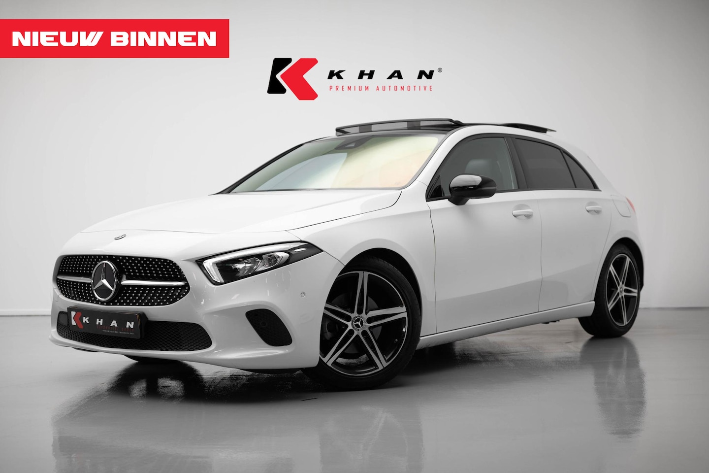 Mercedes-Benz A-klasse - A180 d Launch Edition Premium Plus | Pano|Cameleon Folie|Ambient - AutoWereld.nl