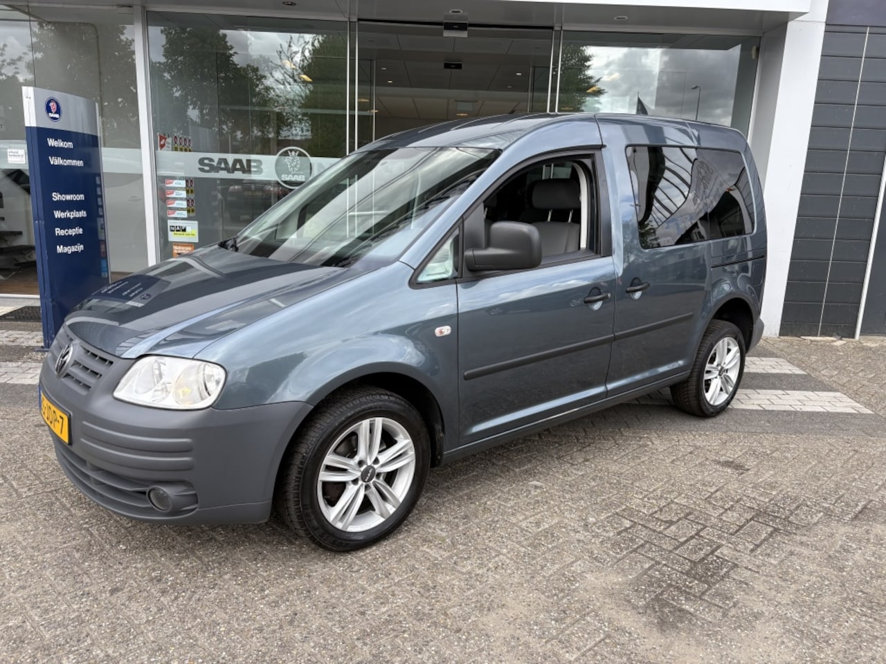 Volkswagen Caddy - 1.6 Optive Comf. 5p. - AutoWereld.nl