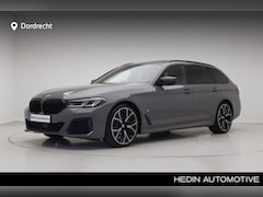 BMW 5-serie Touring - 520i M-Sport | Panorama | 20" | High Executive