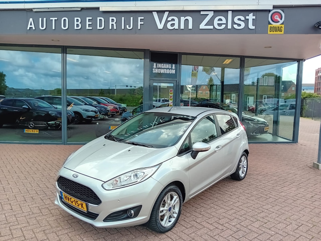 Ford Fiesta - 1.0 EcoBoost Titanium 1.0 EcoBoost Titanium, Airco, Multimediasysteem, Bluetooth telefoonverbinding, Cruise cont - AutoWereld.nl