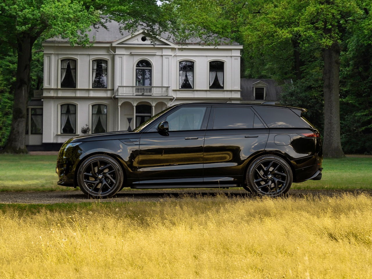 Land Rover Range Rover Sport - 3.0 P550e Autobiography PHEV URBAN | Pano-dak | Massage | Stoelventilatie - AutoWereld.nl