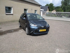 Toyota Aygo - 1.0 VVT-i X-PLAY