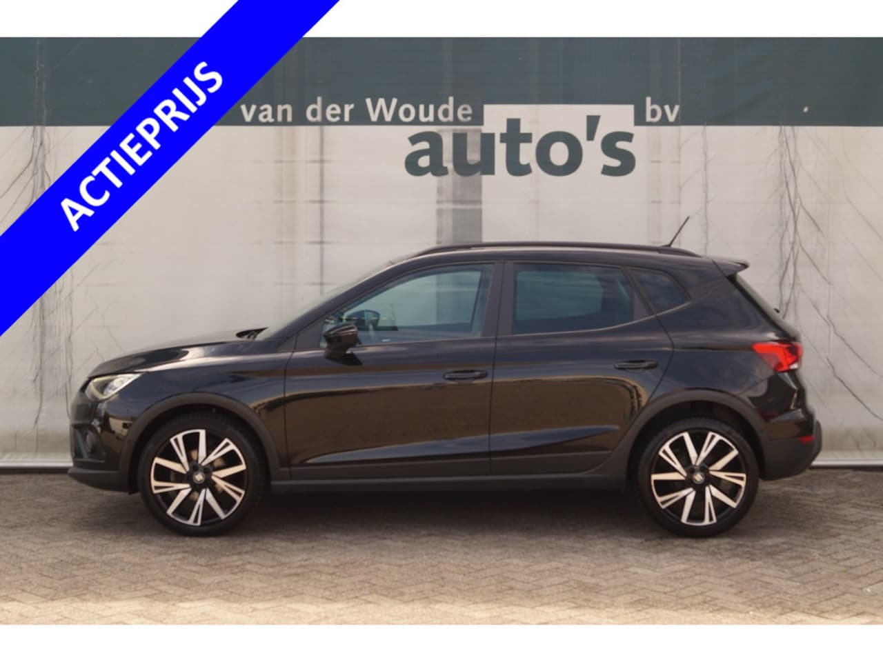 SEAT Arona - 1.0 TSI Style Business Intense+ -LED-DIGI-BEATS-ECC- - AutoWereld.nl