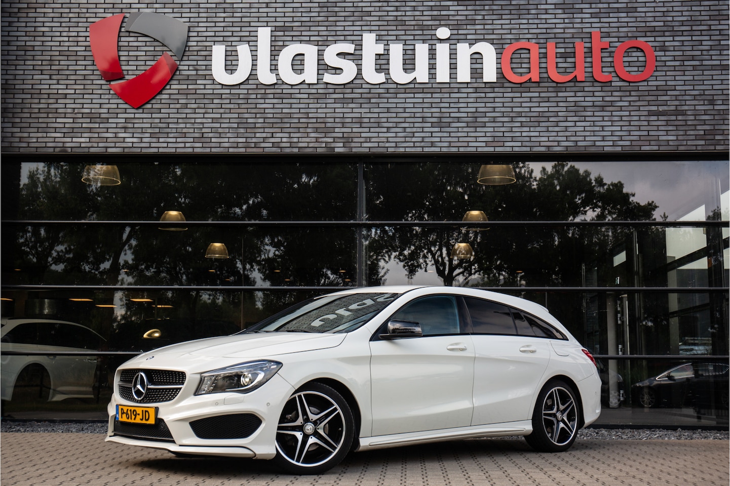 Mercedes-Benz CLA-klasse Shooting Brake - 180 OrangeArt Edition 180 OrangeArt Edition , Cruise control, Carplay, - AutoWereld.nl