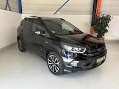 Ford Kuga - 1.5 EcoBoost 176PK iAWD AUT ST-Line, PANO, VOL