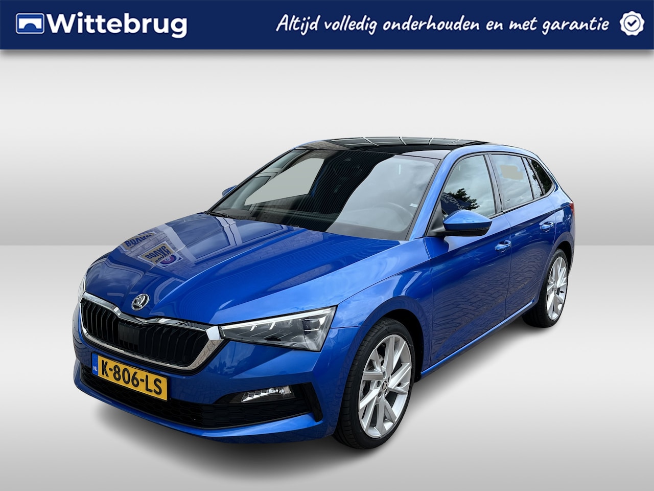 Skoda Scala - 1.0 TSI Sport Business / AUTOMAAT/ PANO/ PARK. SENSOREN/ LED/ GETINT GLAS/ CLIMA/ APP-CONN - AutoWereld.nl