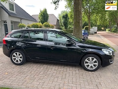 Volvo V60 - 1.6 T3 Kinetic