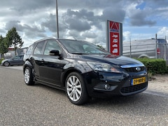Ford Focus Wagon - 1.6 Comfort | Parkeersensoren | Navi | Airco | Cruise control | Trekhaak | Goed onderhoude