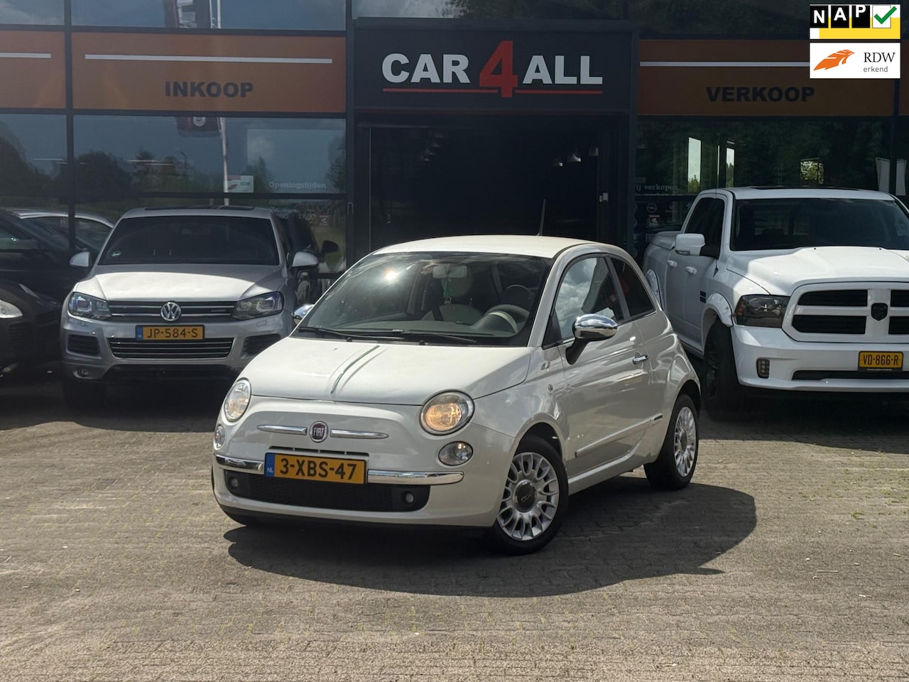 Fiat 500 - 0.9 TwinAir Turbo Easy CARPLAY/AIRCO/PDC/CHROMEPAKKET/APK 17-09-2025/LMVELGEN/ZEER NETJES - AutoWereld.nl