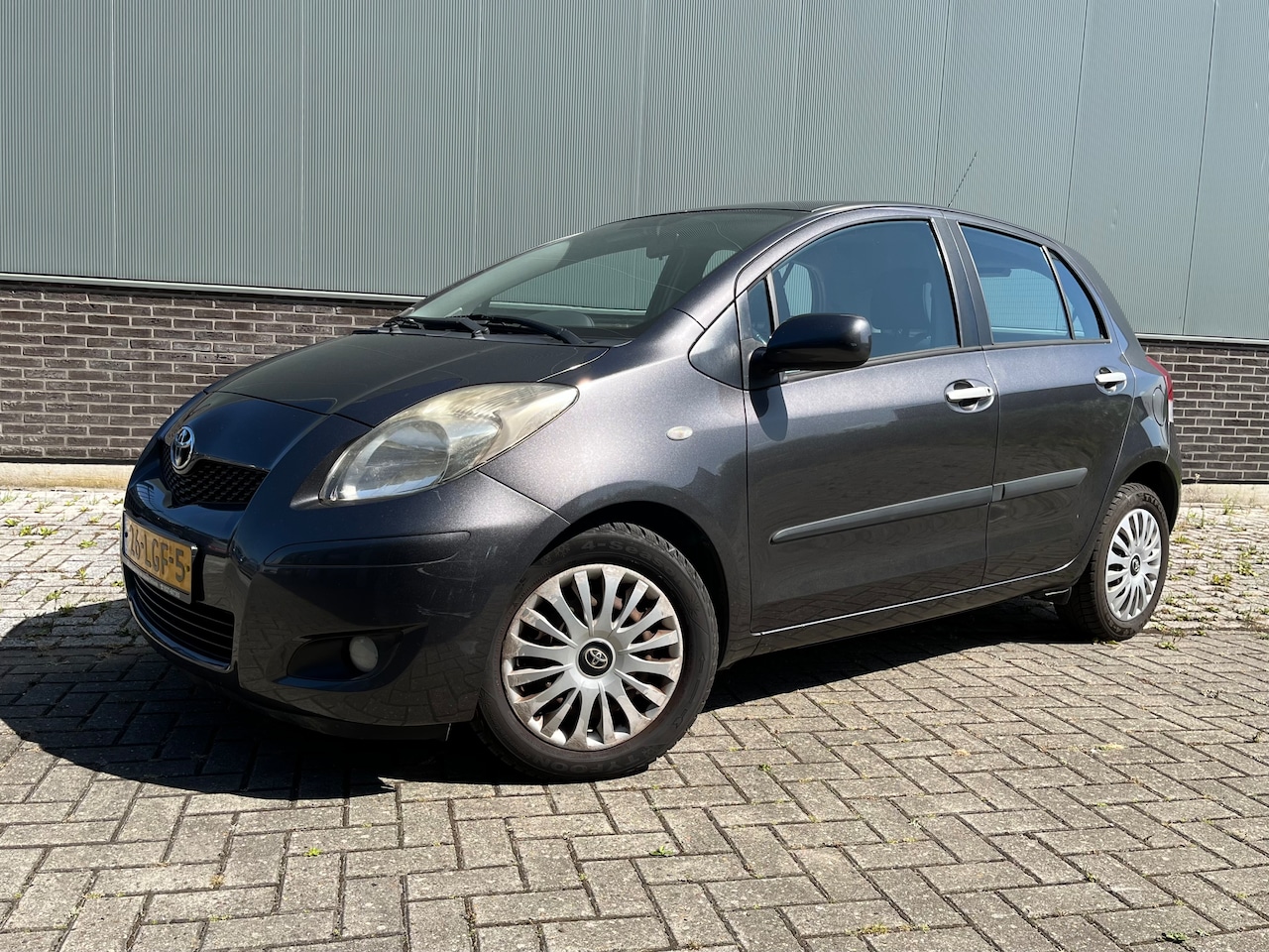 Toyota Yaris - 1.3 VVTi Aspiration - AutoWereld.nl
