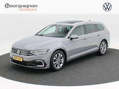 Volkswagen Passat Variant - 1.4 TSi 218 Pk Automaat PHEV GTE Business | Panoramadak | 17 Inch | Winterpakket | Alcanta
