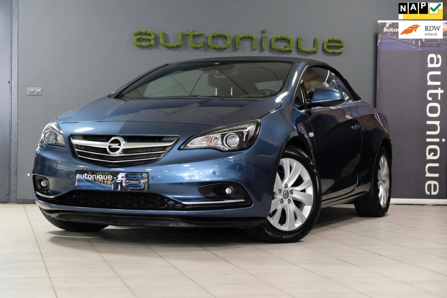 Opel Cascada - 1.6 Turbo Innovation Automaat/170pk/windschot - AutoWereld.nl