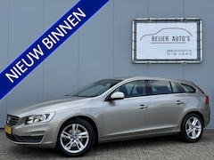 Volvo V60 - 2.0 T4 Summum Trekhaak/Leer/Navi/Climate