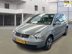 Volkswagen Polo - 1.4-16V Athene/AUTOMAAT/AIRCO/CRUISE