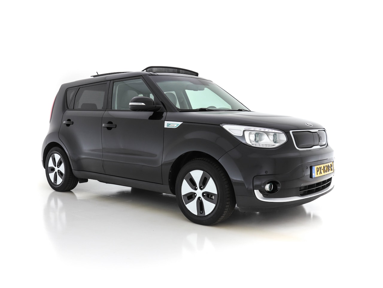 Kia e-Soul - EV Executive-Plus-Line (INCL-BTW) Aut  *PANO | NAPPA-LEATHER | LED-LIGHTS | NAVI-FULLMAP | - AutoWereld.nl