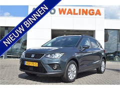 SEAT Arona - 1.0 TSI Comfortstoelen Achteruitrij camera Dodehoek-assistent Apple Carplay/Android Auto