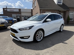 Ford Focus Wagon - 1.5 ST-Line 150pk Navigatie Stoel+Stuurverw. 18"