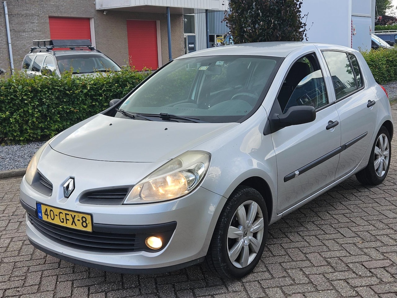 Renault Clio - 1.2 TCE Expression 1.2 TCE Expression - AutoWereld.nl