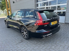 Volvo V60 - 2.0 T6 Plug-in hybrid AWD Plus Dark 186 KW