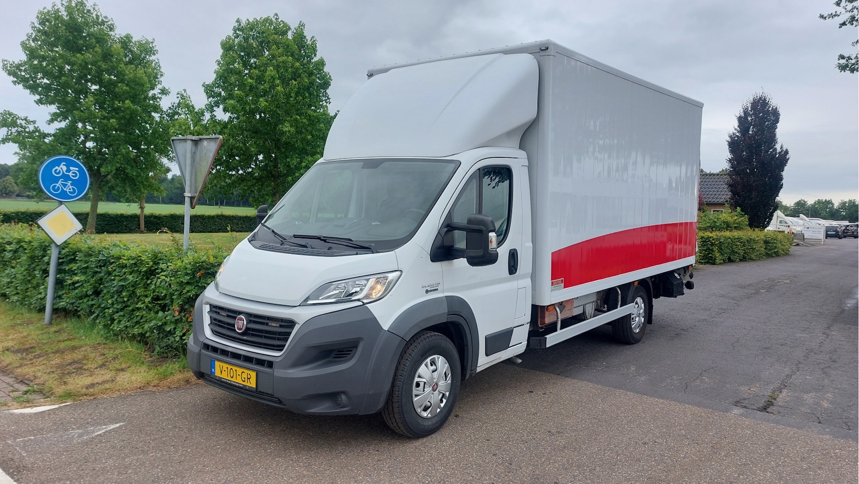 Fiat Ducato - 35H 2.3 MultiJet L3H2 CLIMA/NAVI/AUTOMAAT BJ 2017 - AutoWereld.nl