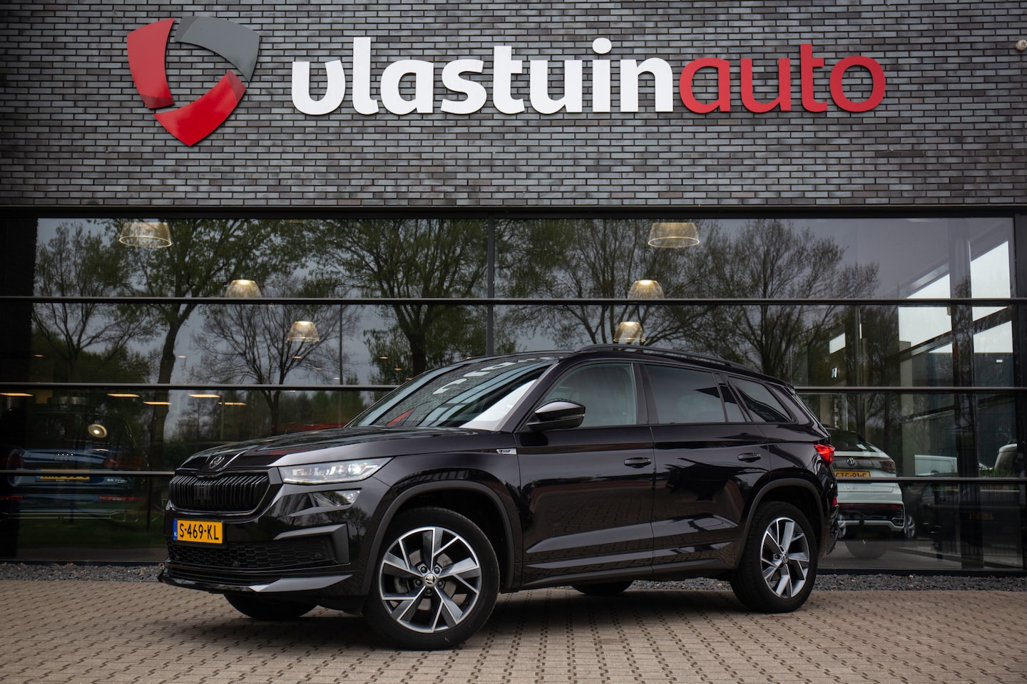 Skoda Kodiaq - 1.5 TSI Sportline Business Trekhaak, Elektr. Stoelen, NAP, Blackline - AutoWereld.nl