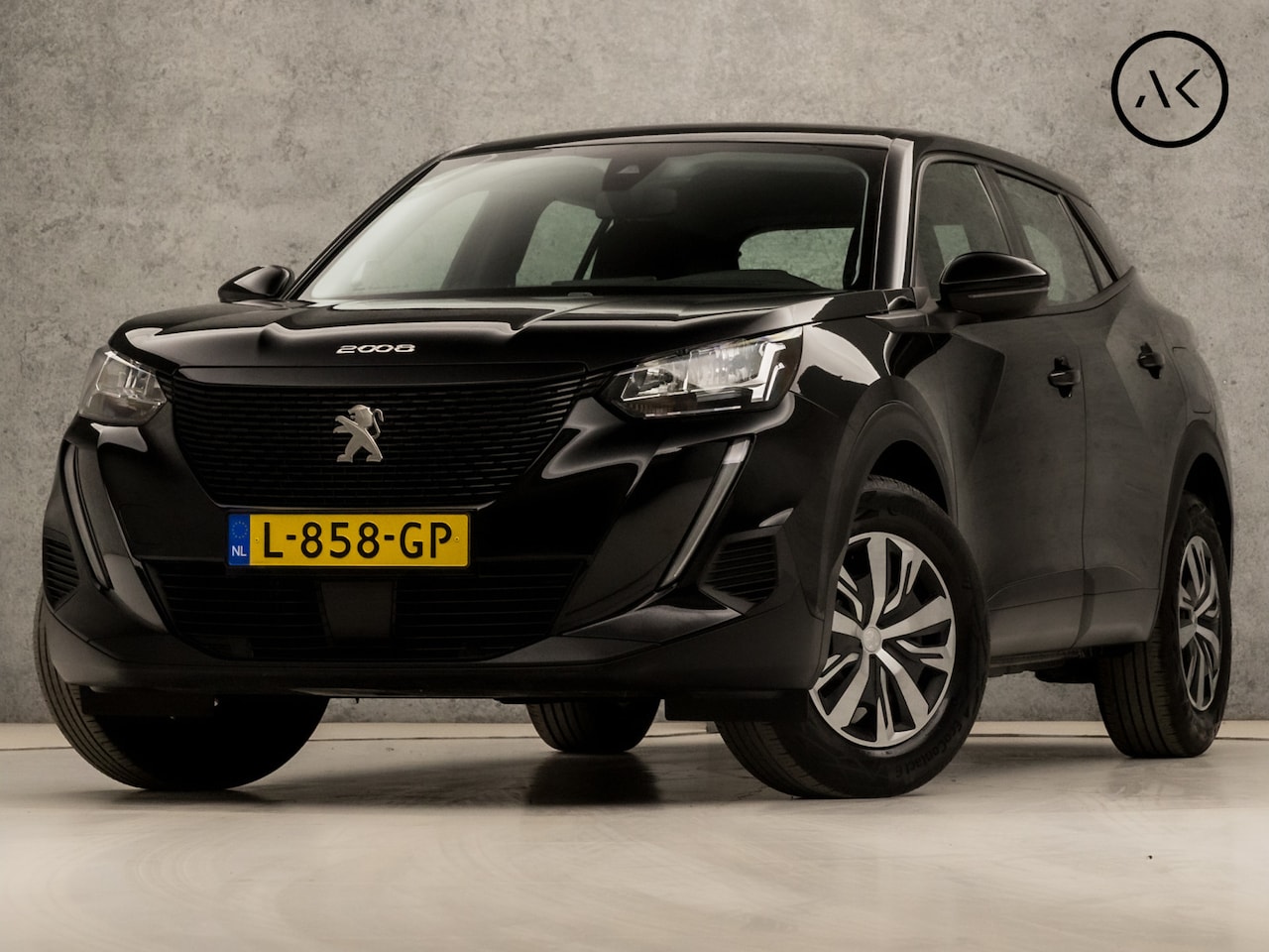 Peugeot 2008 - 1.2 PureTech Sport (APPLE CARPLAY, LANE ASSIST, PARKEERSENSOREN, SPORTSTOELEN, CRUISE, ELE - AutoWereld.nl