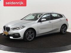 BMW 1-serie - 118i Business Edition+ | Sport Line | Leder | Stoelverwarming | Carplay | Camera | Live Co