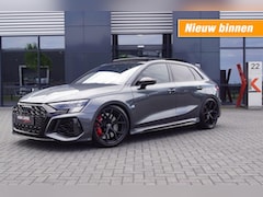 Audi RS3 - Sportback 2.5 TFSI 400pk Quattro Pano BenO RS-Design 19'' ACC