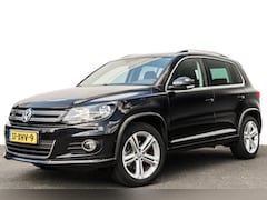 Volkswagen Tiguan - 1.4 TSi R-Line | 18 inch LMV | Trekhaak | Spoiler | Full Map Navi | Volledig onderhouden