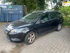 Ford Focus Wagon - 1.6 Comfort|Trekhaak|cruise control|koppeling|loop sloop of onderdelen export