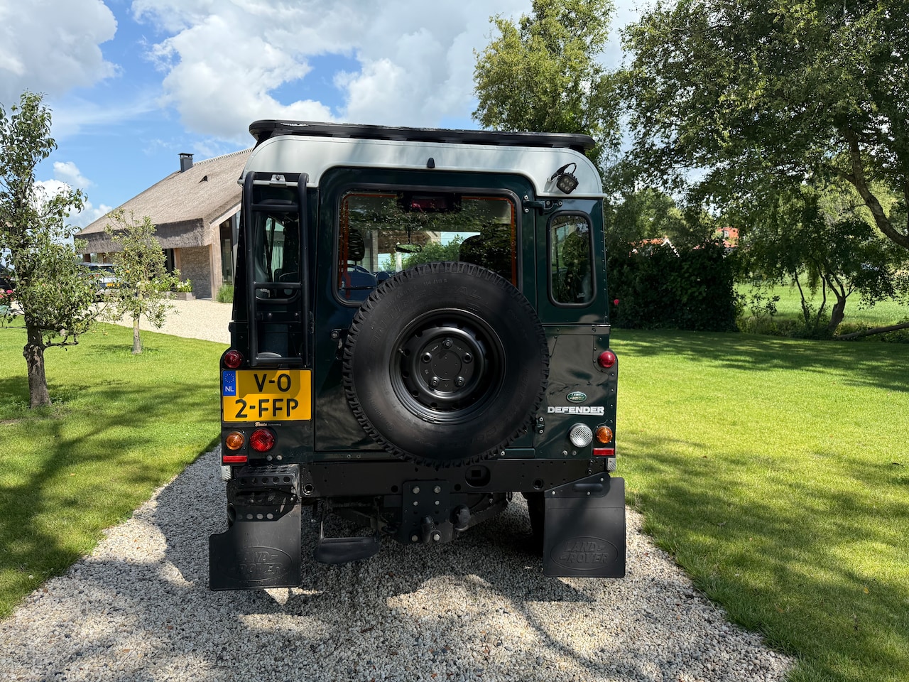 Land Rover Defender - 2.2 D SW 90" SE 4 persoons euro 5