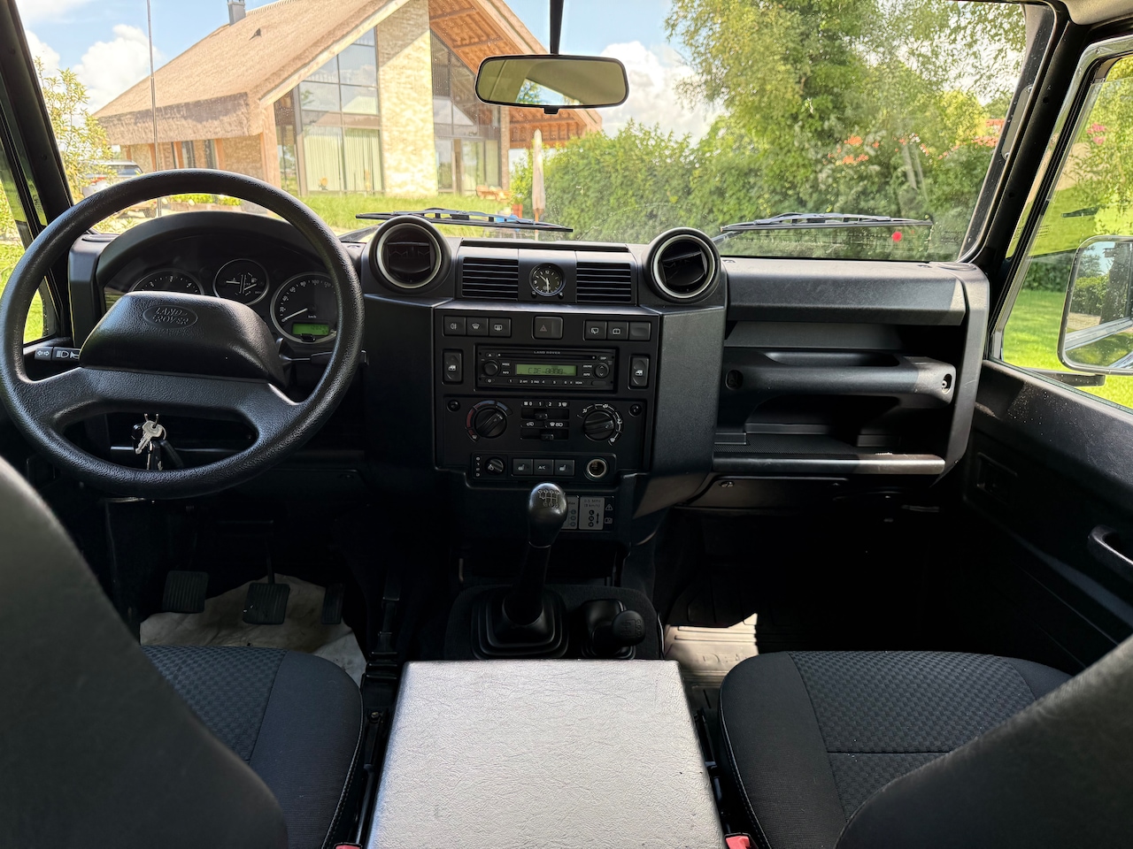 Land Rover Defender - 2.2 D SW 90" SE 4 persoons euro 5