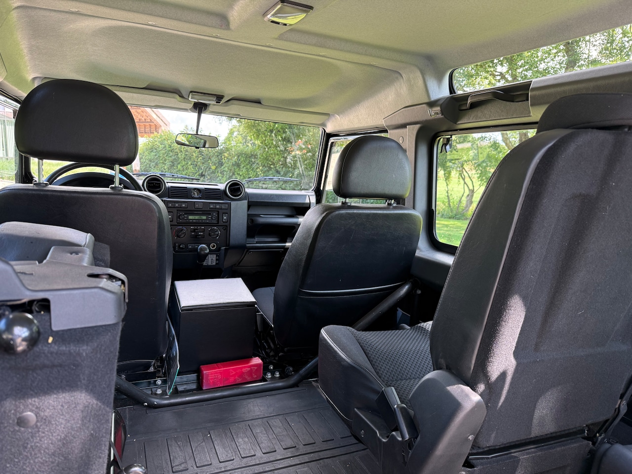 Land Rover Defender - 2.2 D SW 90" SE 4 persoons euro 5