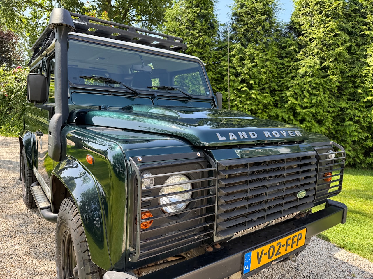 Land Rover Defender - 2.2 D SW 90" SE 4 persoons euro 5