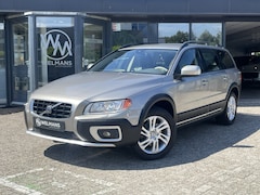Volvo XC70 - 3.2 AWD 238 pk Youngtimer | Xenon | Leder | Trekhaak