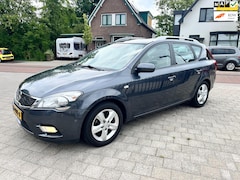 Kia Cee'd Sporty Wagon - 1.4 CVVT Seven Ecc Navi Isofix LM NAP
